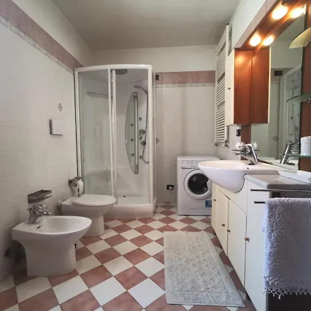 Favolosa Casa Con Terrazza, Idromassaggio, Cortile E Garage Auto Prázdninový dům