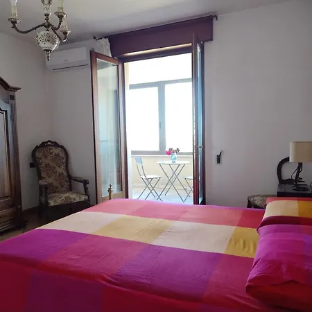 Favolosa Casa Con Terrazza, Idromassaggio, Cortile E Garage Auto * Carovigno