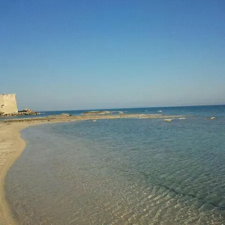 Prázdninový dům Favolosa Casa Con Terrazza, Idromassaggio, Cortile E Garage Auto