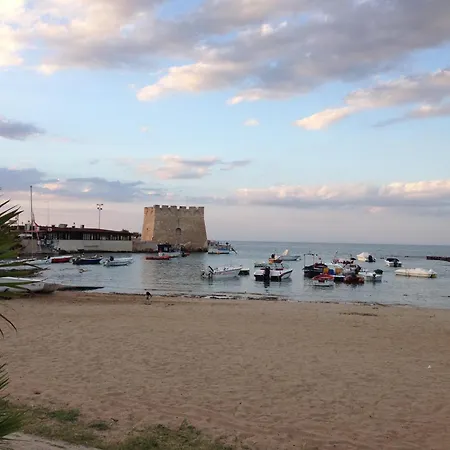 Favolosa Casa Con Terrazza, Idromassaggio, Cortile E Garage Auto * Carovigno