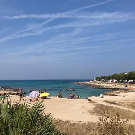 Prázdninový dům Favolosa Casa Con Terrazza, Idromassaggio, Cortile E Garage Auto Carovigno